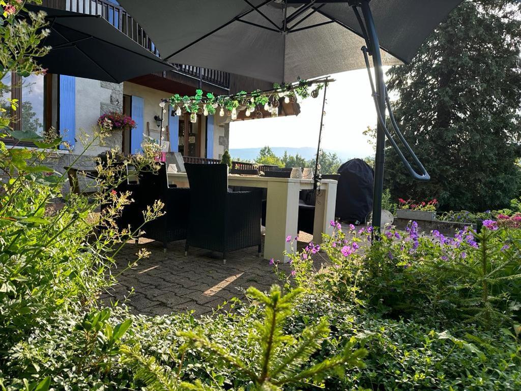 La Maison Du Chevalier Marat Bagian luar foto